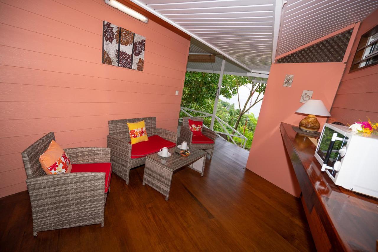 Bora Bora Holiday'S Lodge Exterior photo